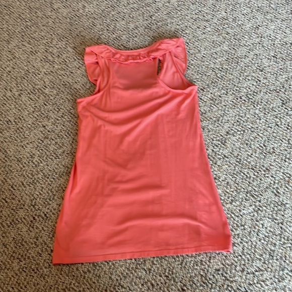 Lilly Pulitzer Salmon Ruffled Scoop Neck Top. EUC - Picture 4 of 10